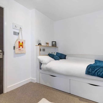 Platinum Plus En-suite - Image 2