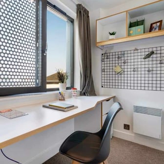 Platinum Plus En-suite - Image 4