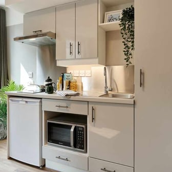 Penthouse Studio - Image 2