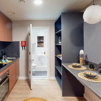 Silver Studio - Image 4