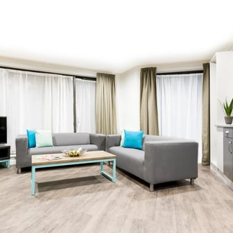 Deluxe Studio - Image 5