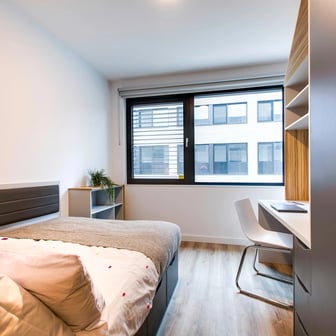 Classic Plus En Suite - Image 1