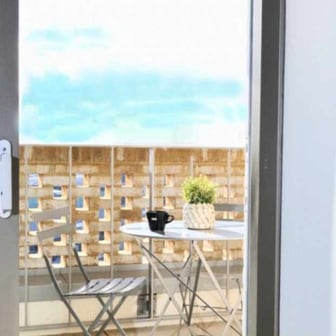 Studio Premium - Image 5