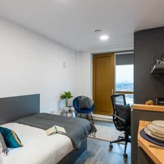 8 Bed Ensuite - S106 - Image 1