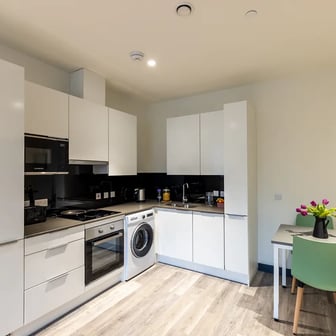 Classic 1 Bed Apartment  - Image 6