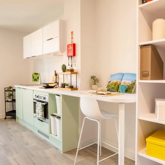 Deluxe Studio - Image 4