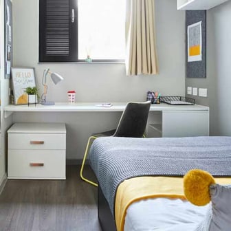 Ensuite Classic - Image 1