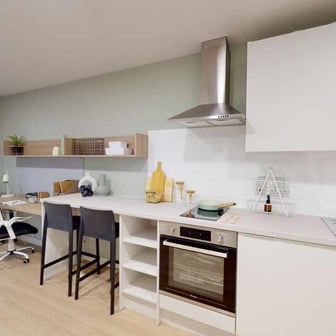 Diamond Studio - Image 1