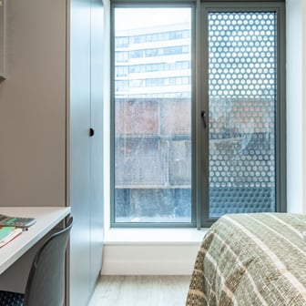 Ensuite Classic 6 Bed - Image 6