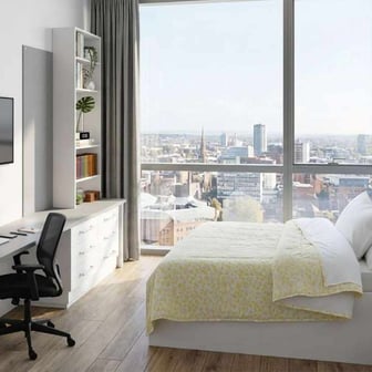 Deluxe 1 Bedroom Apartment - Image 1