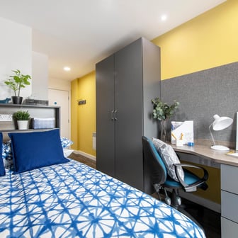 Standard En Suite - Image 2