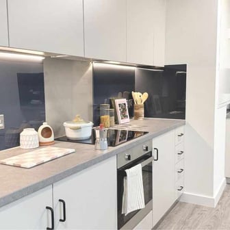 Ensuite Classic 5 Bed - Image 4