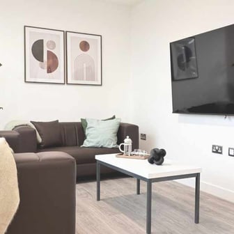 Ensuite Classic 5 Bed - Image 5