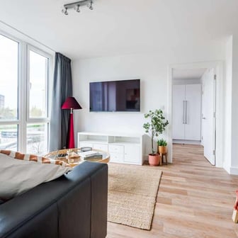 Upper Deluxe with City View 2 Bedroom Apartment - Image 2