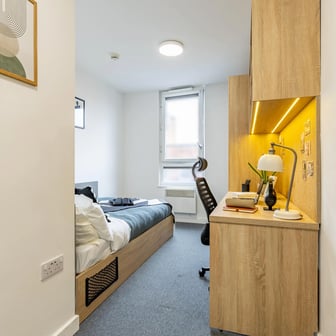 Classic En Suite - Image 3