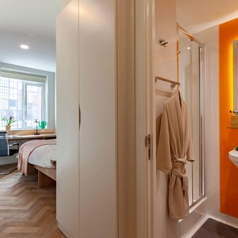 Premium Ensuite  - Image 4