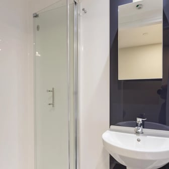 7 Bed En-Suite - Image 5