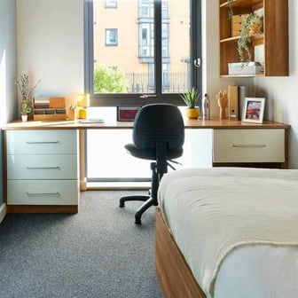 Ensuite Accessible Gold - Image 2