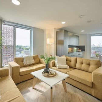 Platinum Ensuite - Image 6