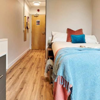 Ensuite Platinum - Image 1