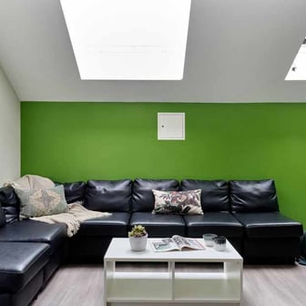 Ensuite Penthouse - Image 5