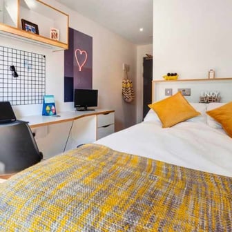 Ensuite Silver Plus - Image 1