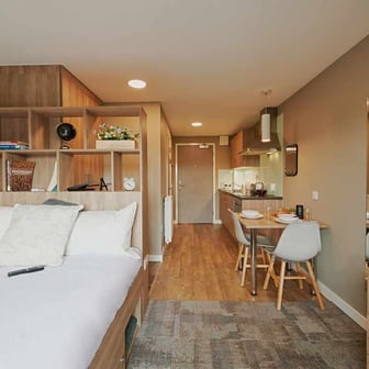 Silver Studio - Image 2