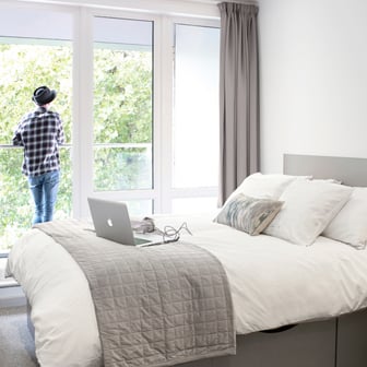 Studio Silver Deluxe (balcony) - Image 1