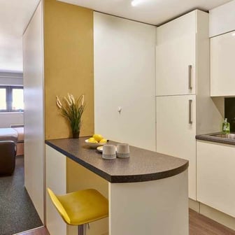 Studio Premium - Image 5