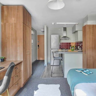 One Bed Flat - Image 3