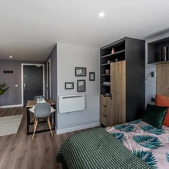 One Bed Studio (dda) - Image 1
