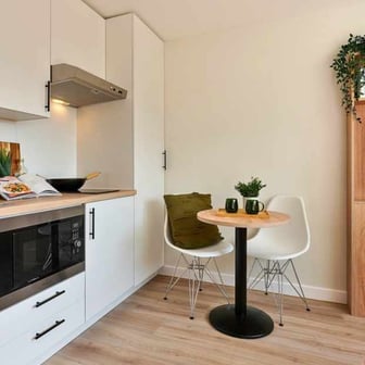 Studio Gold - Image 4