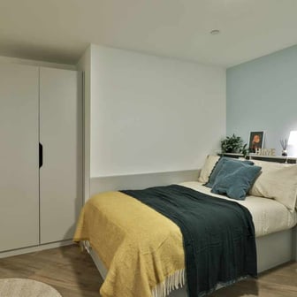 Diamond Ensuite - Image 1