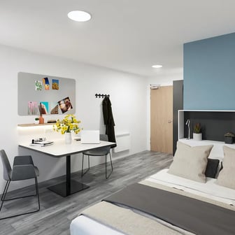 Club En Suite - Image 2