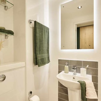 Gold Studio - Image 5