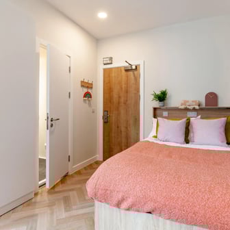 Deluxe Ensuite  - Image 3