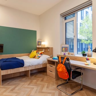 Premium Studio Plus - Image 1