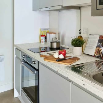 Studio Gold - Image 3