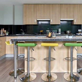 Ensuite Penthouse - Image 4