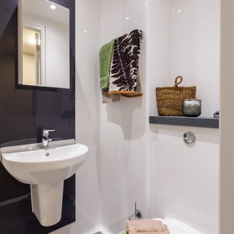 12 Bed En-Suite Plus - Image 4