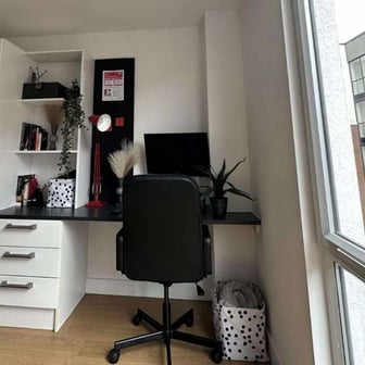 Gold Compact Courtyard Studio, Floors G-4 - Image 5