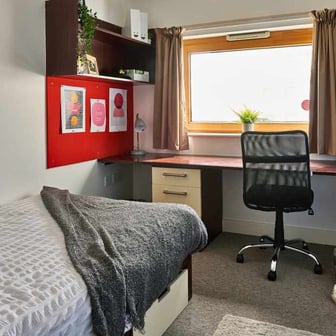 Ensuite Accessible - Image 1