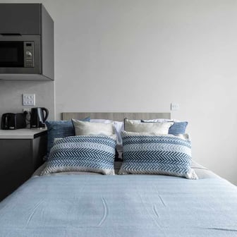 Luxury Studio - Image 1