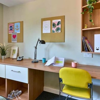 Studio Premium - Image 3