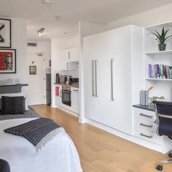 Gold Compact Courtyard Studio, Floors G-4 - Image 1