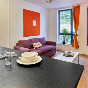 Ensuite Silver - Image 3