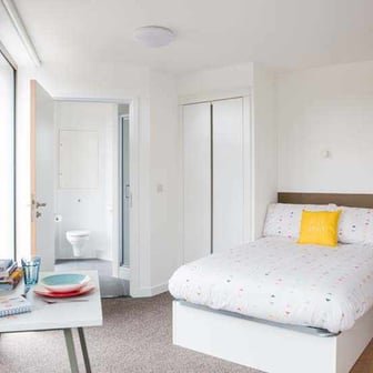 Bronze Studio - Image 1