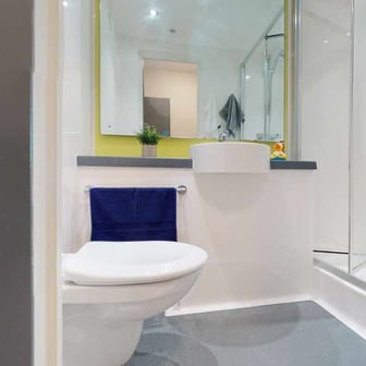 6 Bed Premium En-suite Accessible - Image 7