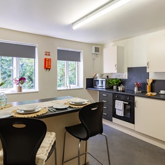 Premium En Suite - Image 5