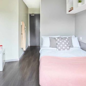 Ensuite Premium - Image 2